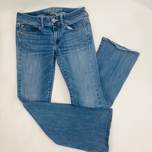 American Eagle Womens Jeans 6 Short Blue Kick Boot Super Stretch